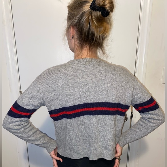 Brandy Melville Sweater,  size small - Picture 7 of 7